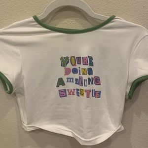 CUTE cropped Harry Style’s quote tee!